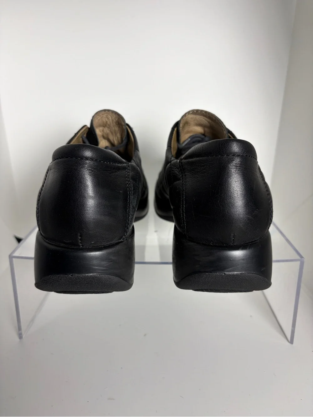 Dromedaris Quilted Platform Lace-Up Black Shoes; Women’s Size 39 EU / 8.5-9 US